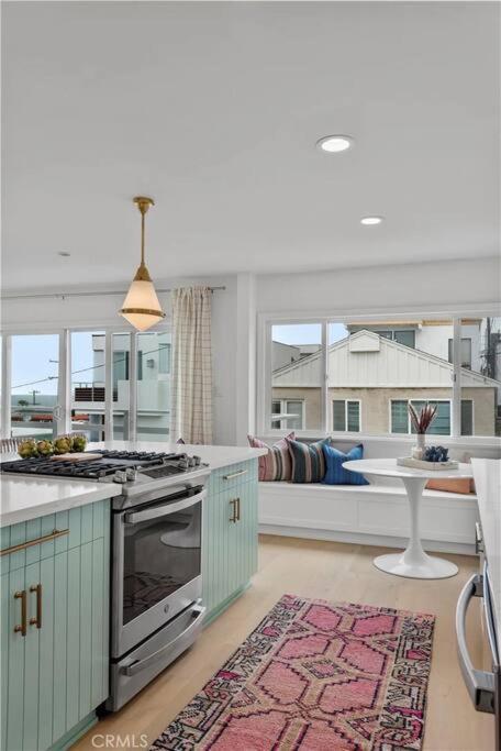 Amazing Location! Luxurious Beach Cottage.Ocean Views Манхэттен-Бич Экстерьер фото